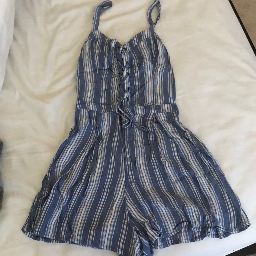 Cute Hollister Romper